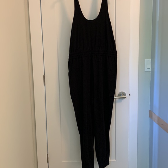 Athleta Unbound Jumpsuit (size L) - Picture 4 of 5
